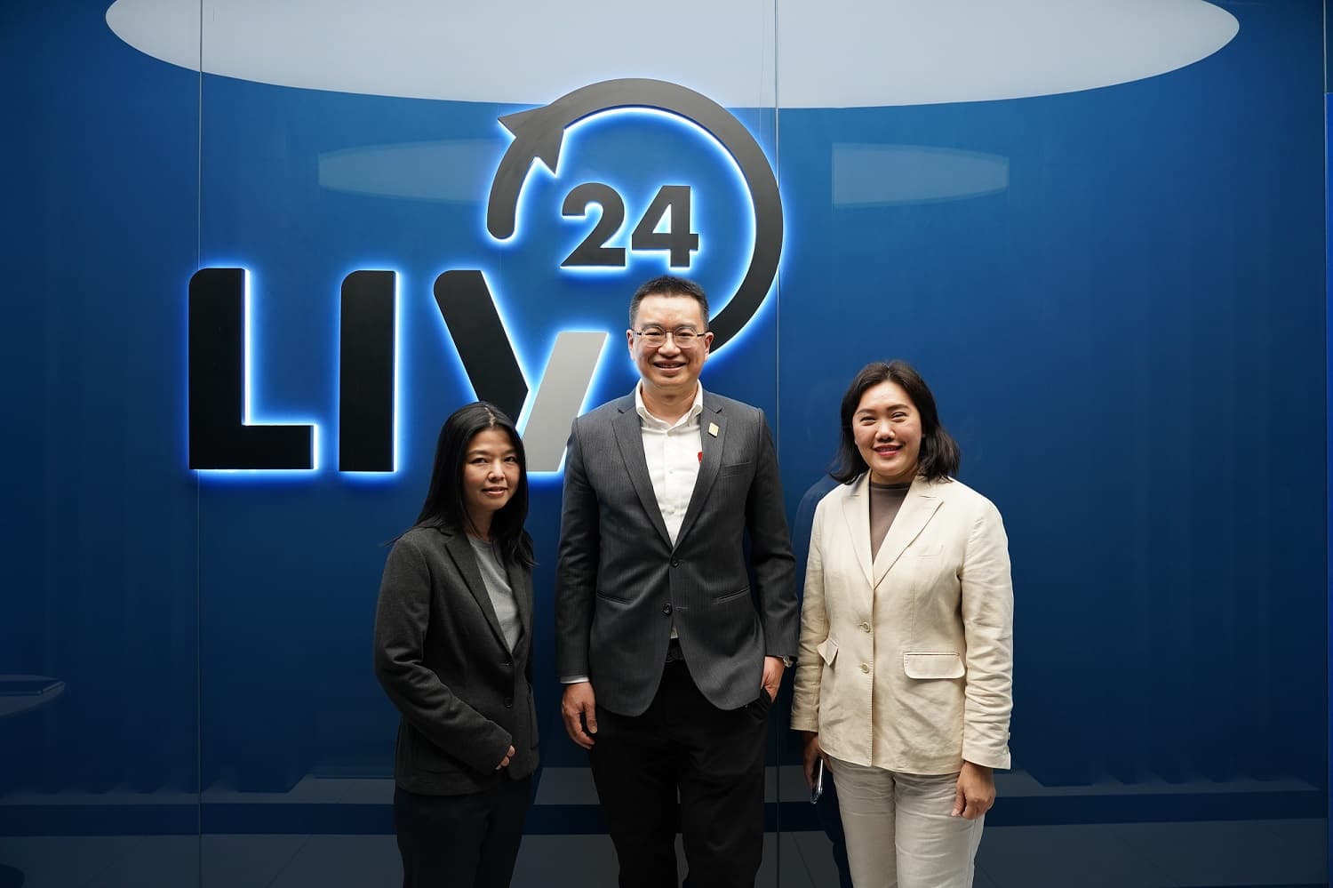 พลัส พร็อพเพอร์ตี้ โชว์ความพร้อมศูนย์ LIV – 24 รับโตโยต้า  ขอนแก่น (TKK GROUP)  เยี่ยมชมระบบเทคโนโลยีความปลอดภัยอัจฉริยะ 24 ชั่วโมง