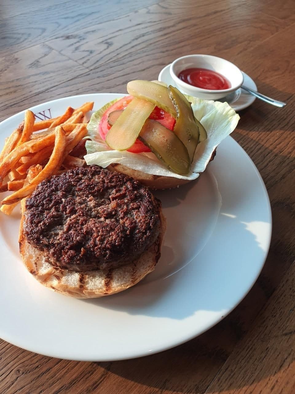 วูล์ฟแกงส์ สเต็คเฮ้าส์ (Wolfgang’s Steakhouse) เปิดตัวเต็มรูปแบบ พร้อมเสิร์ฟเมนูใหม่ที่คุณต้องลอง!