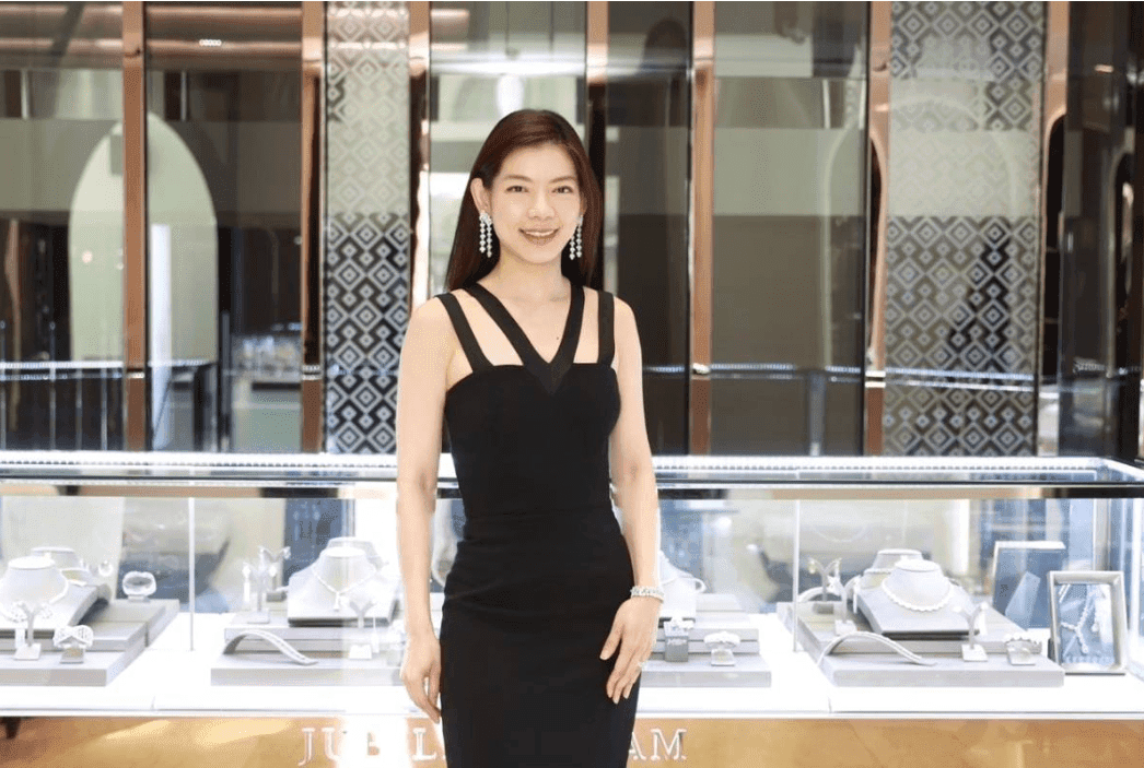 ยูบิลลี่ ไดมอนด์ เปิดกลยุทธ์ปี 2568 ปักหมุดเติบโตต่อเนื่อง ตอกย้ำความแข็งแกร่ง ยืนหนึ่งผู้นำธุรกิจเครื่องประดับเพชรของเมืองไทย