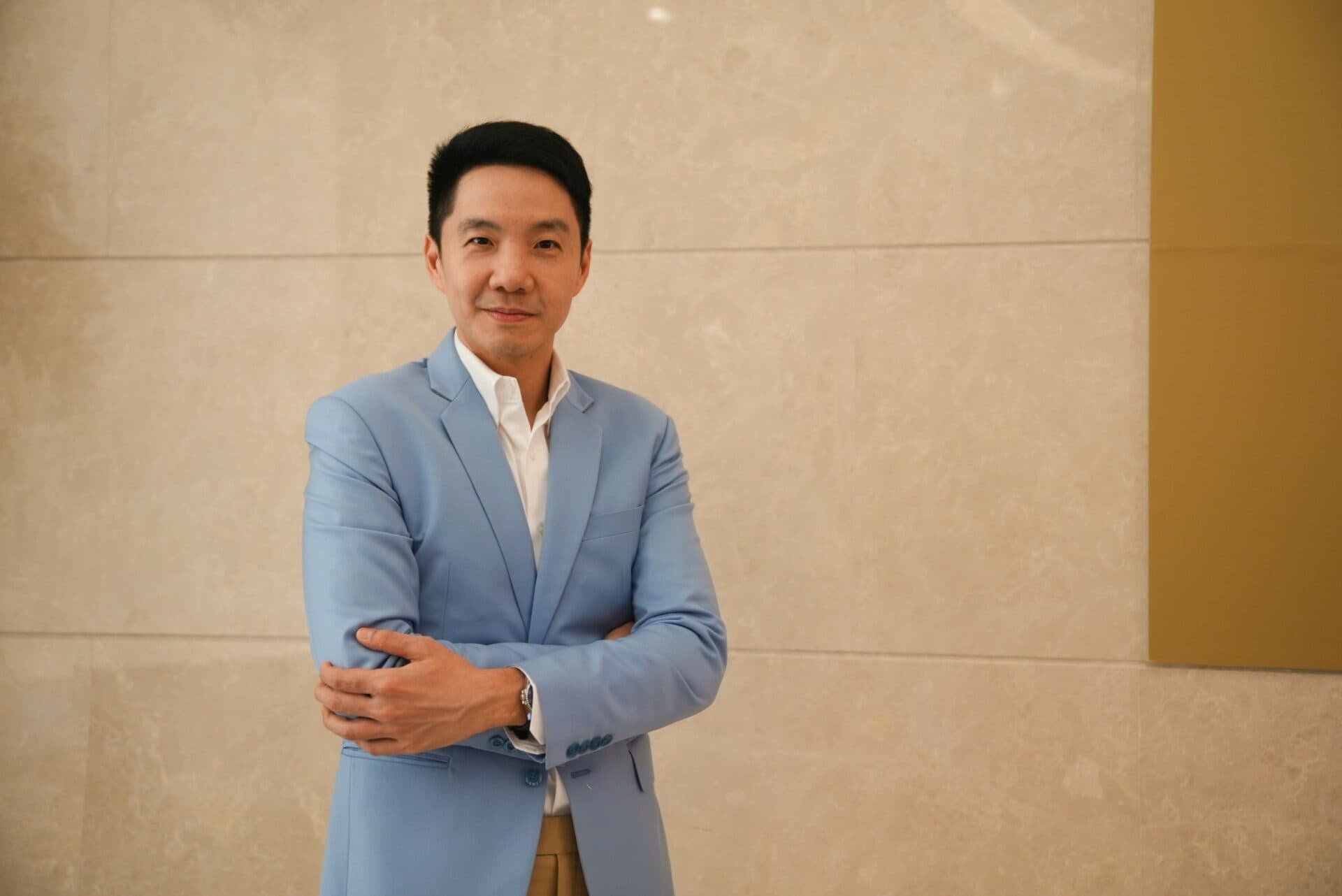 เตรียมพร้อมโต้คลื่นธุรกิจปี 2024  MI GROUP ส่งมอบความสุขและความปรารถนาดีผ่าน The Surfer Kits  ชุดอุปกรณ์คู่มือเตรียมความพร้อมรับมือการเปลี่ยนแปลง และความท้าทายที่ยังมีอย่างต่อเนื่อง เพื่อช่วยให้ทุกธุรกิจฝ่าเกลียวคลื่นแห่งความผันผวนได้อย่างราบรื่นตลอดปี 2024