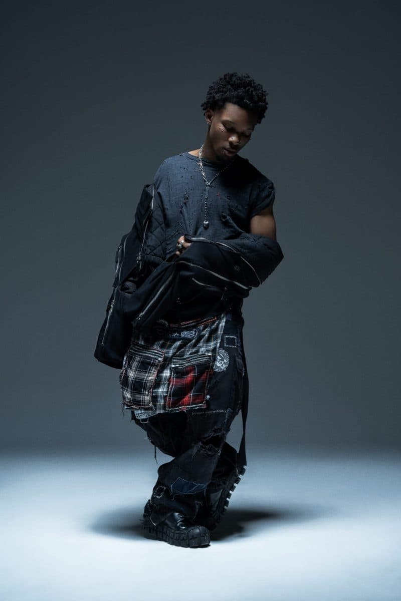 ไวรัลทั่วโซเชียล! “Feel It” เพลงฟังสนุกสไตล์ฟังกี้จาก d4vd กลับเข้าชาร์ตเพลงทั่วโลก เตรียมปล่อยอัลบั้มใหม่-ขึ้นเวที Coachella เม.ย. นี้