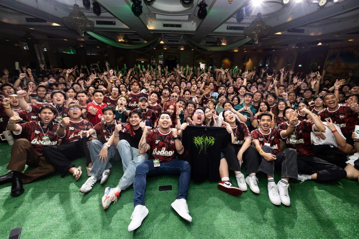 “NRsportsRadio” แฟนมิตติ้งแรก เกินต้าน! ฮากระจาย ซึ้งทะลัก มันส์จัดเต็ม เซอร์ไพรส์ไม่ยั้ง!