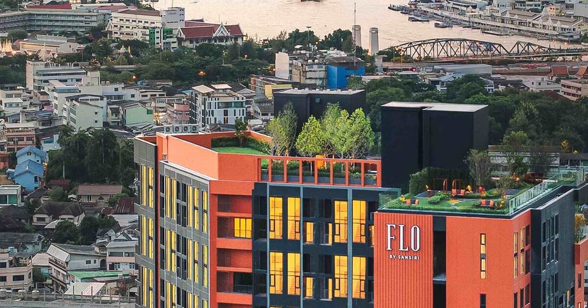 FLO by Sansiri (โฟล บาย แสนสิริ) สร้างเสร็จพร้อมอยู่ เปิดให้ชมตึกแล้ว