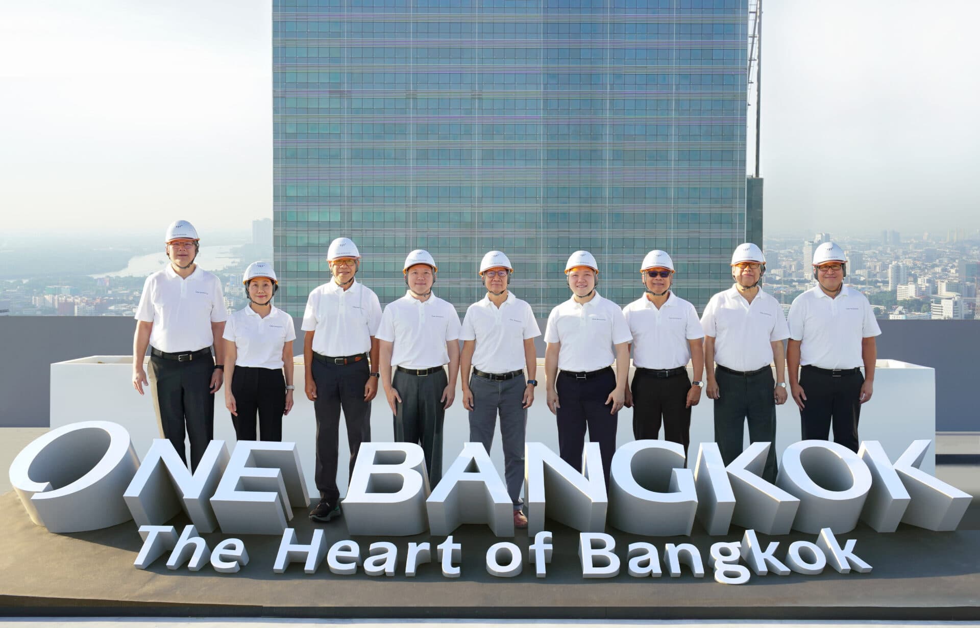 คณะผู้บริหารระดับสูง วัน แบงค็อก เยี่ยมชมความคืบหน้างานก่อสร้างโครงการ