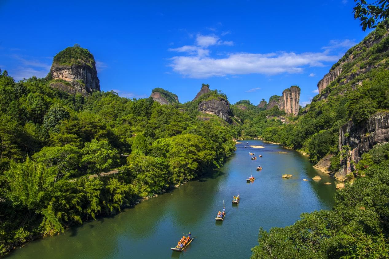 มณฑลฝูเจี้ยนรวมพลังแหล่งมรดกโลก ขับเคลื่อนการพัฒนาวงการท่องเที่ยวเชิงวัฒนธรรมอย่างมีคุณภาพ